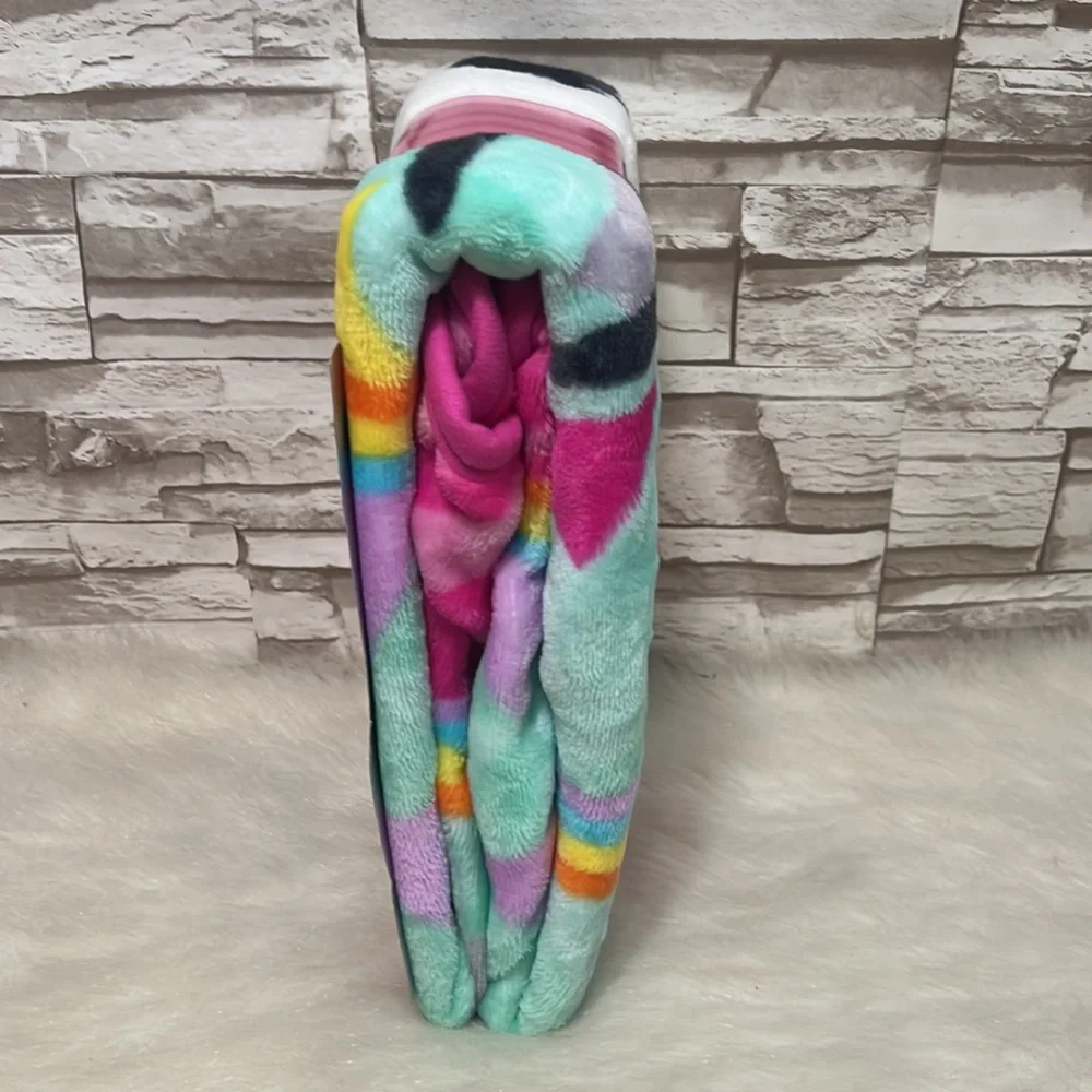 Hello Kitty Silky Soft Throw